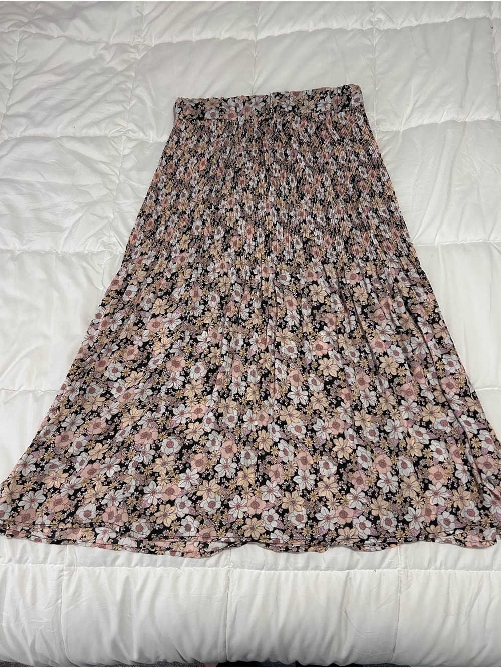 Status by Chenault Floral Pleated Midi Skirt Size M NWT